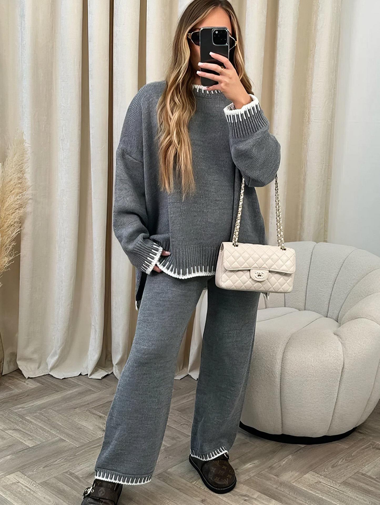 AleraEase™ Lounge Set — Softness Meets Sleek, Everyday Comfort