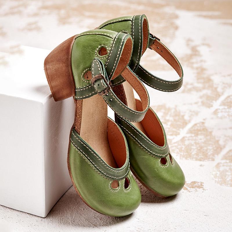 ArdenaStride™ — Stylish Support with Retro Charm