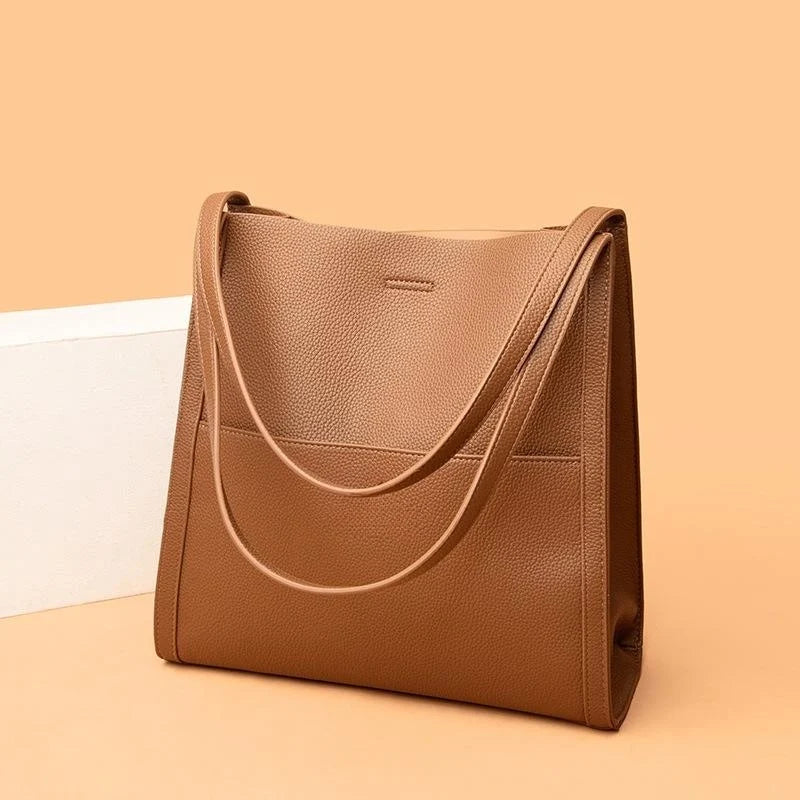 Virelle Handcrafted Leather Tote™ — Effortless Elegance, Timelessly Organized