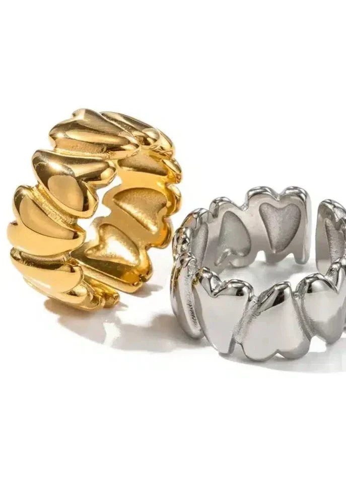AlaraTwist™ Heart Ring — Effortless Elegance, Perfect Fit