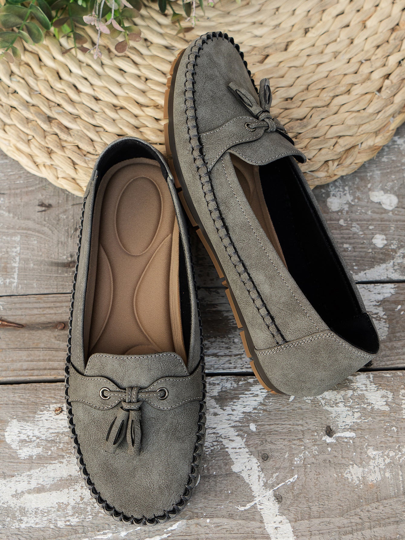 ArellaLoafer™ — Elegant Comfort for Every Step