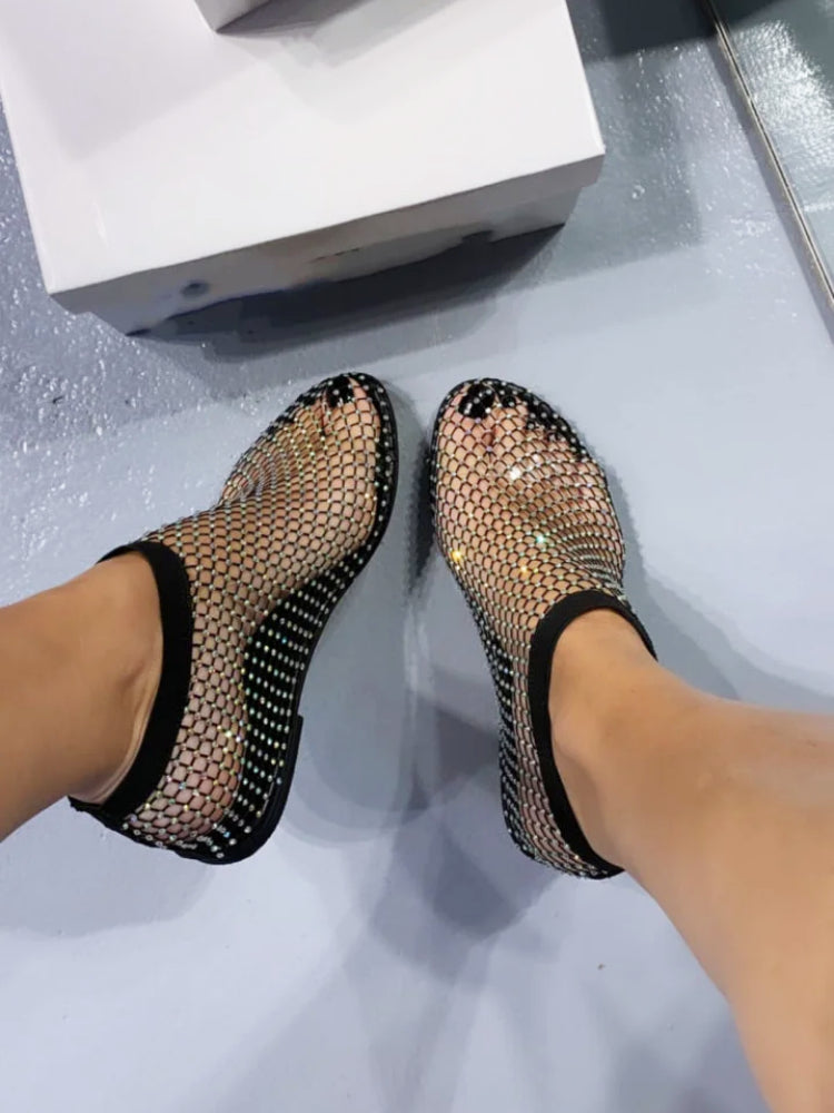Aurelle™ — Breathable Sparkle, All-Day Ease