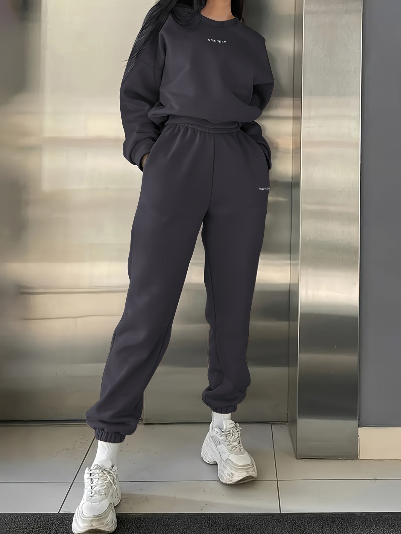 Damen-Sportset für Frühling/Herbst, 100% Polyester Langarm-Pullover mit besticktem Alphabet-Design, Rundhals-Absatzschulter Strickstoff, mittlere Dehnung, locker sitzendes Sweatshirt und Hose Set