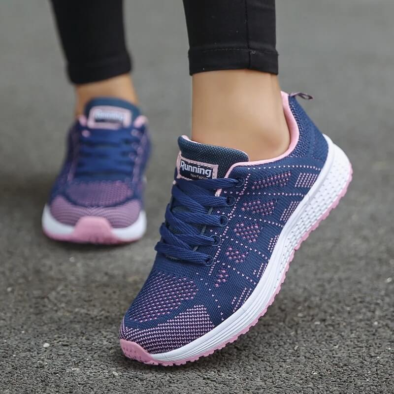 AsellaStride™ — Cushioned Support for All-Day Ease