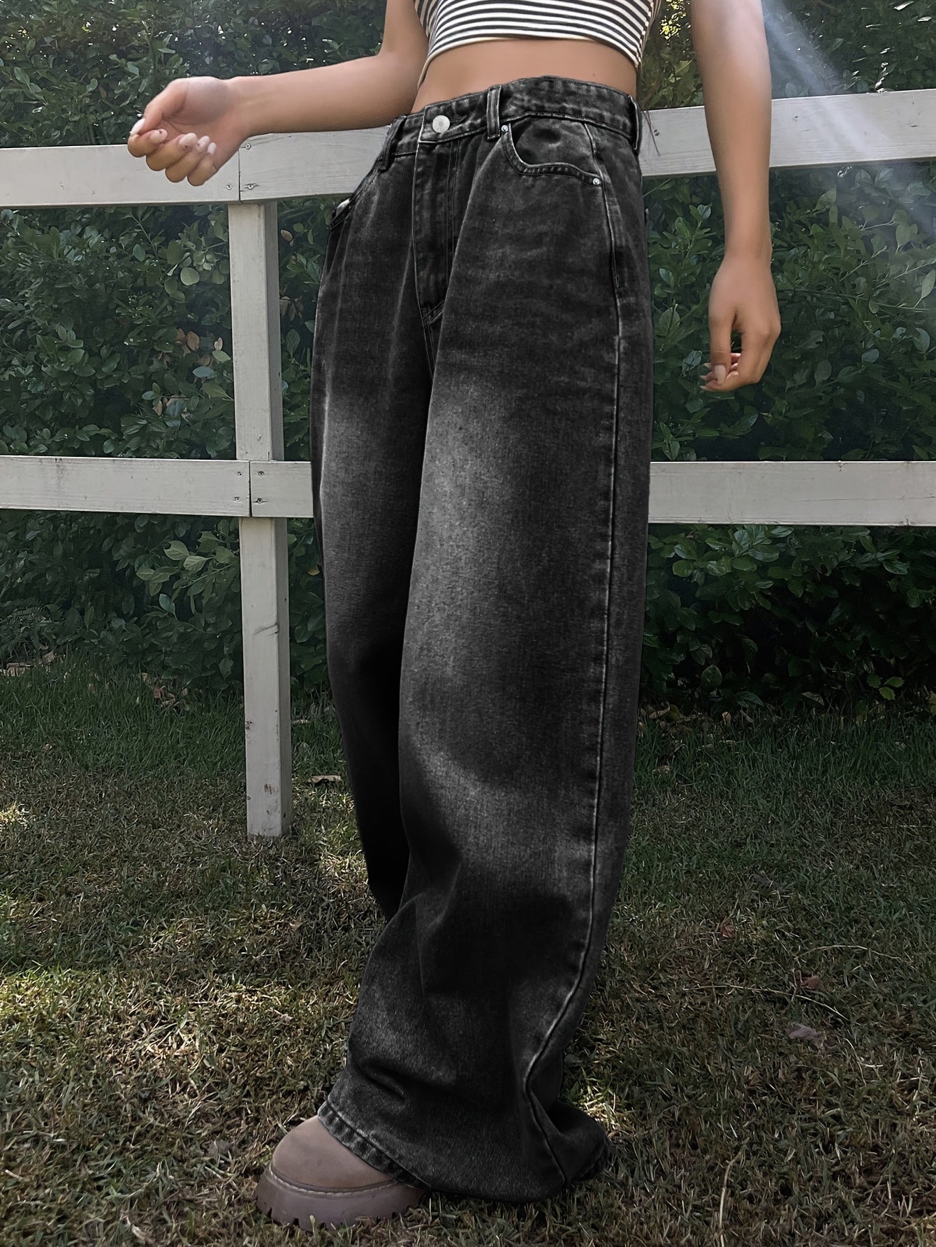 Chic High-Waisted Wide-Leg Black Denim – Relaxed Fit Casual Jeans