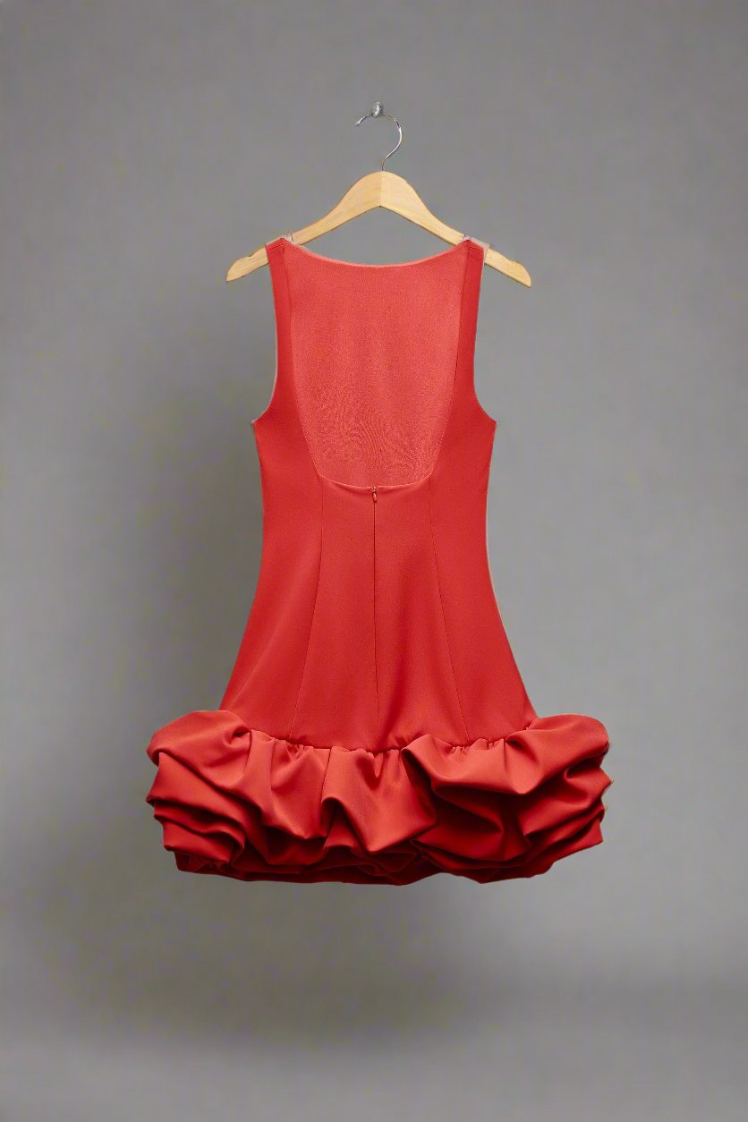 Virelia Flow Dress™ — Graceful Movement, Confident Comfort