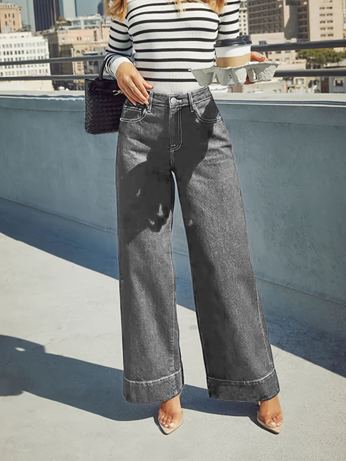 Wide-Leg Stretch Denim Jeans – High-Waist Flexible Comfort with Cuffed Hem