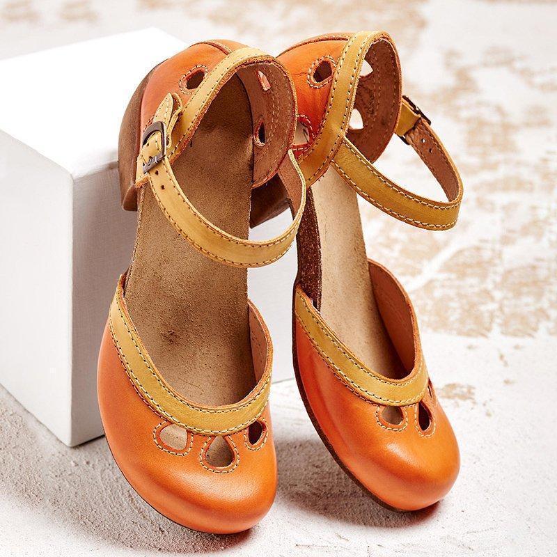 ArdenaStride™ — Stylish Support with Retro Charm