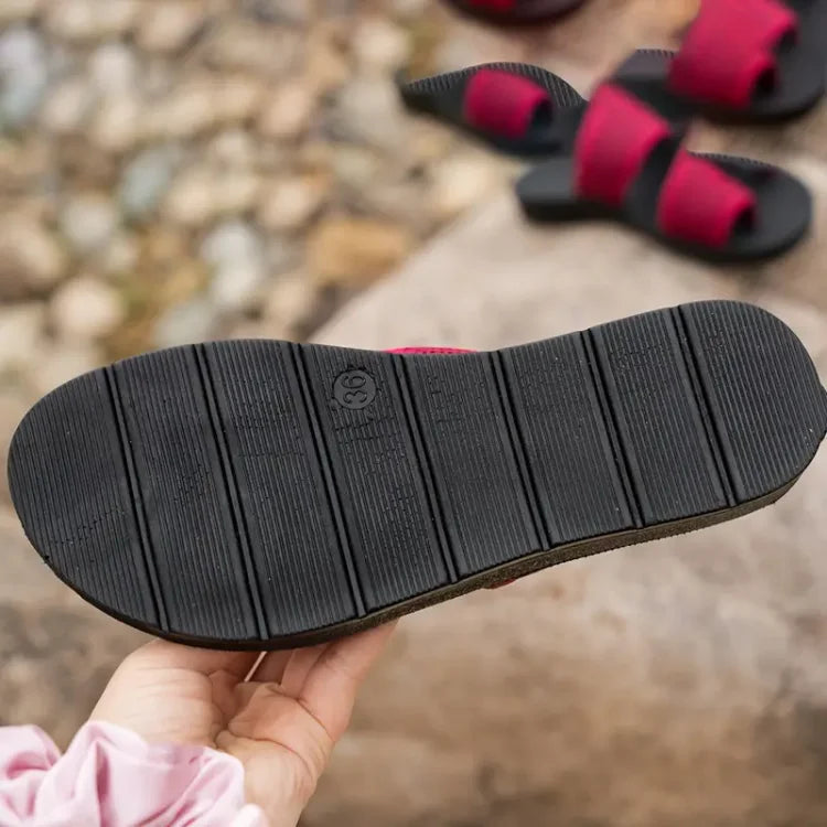 Airflow Sandals™ — Breathable Support for Summer Strolls