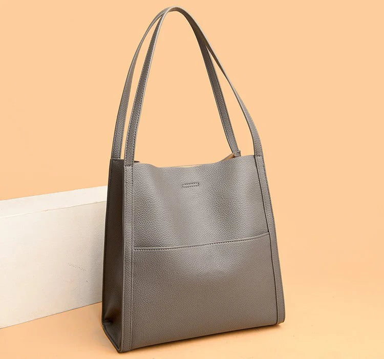 Virelle Handcrafted Leather Tote™ — Effortless Elegance, Timelessly Organized