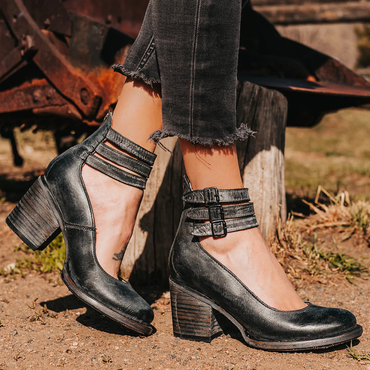 ArdentAura™ Strappy Wedge Sandals — Elevated Comfort Meets Chic Style