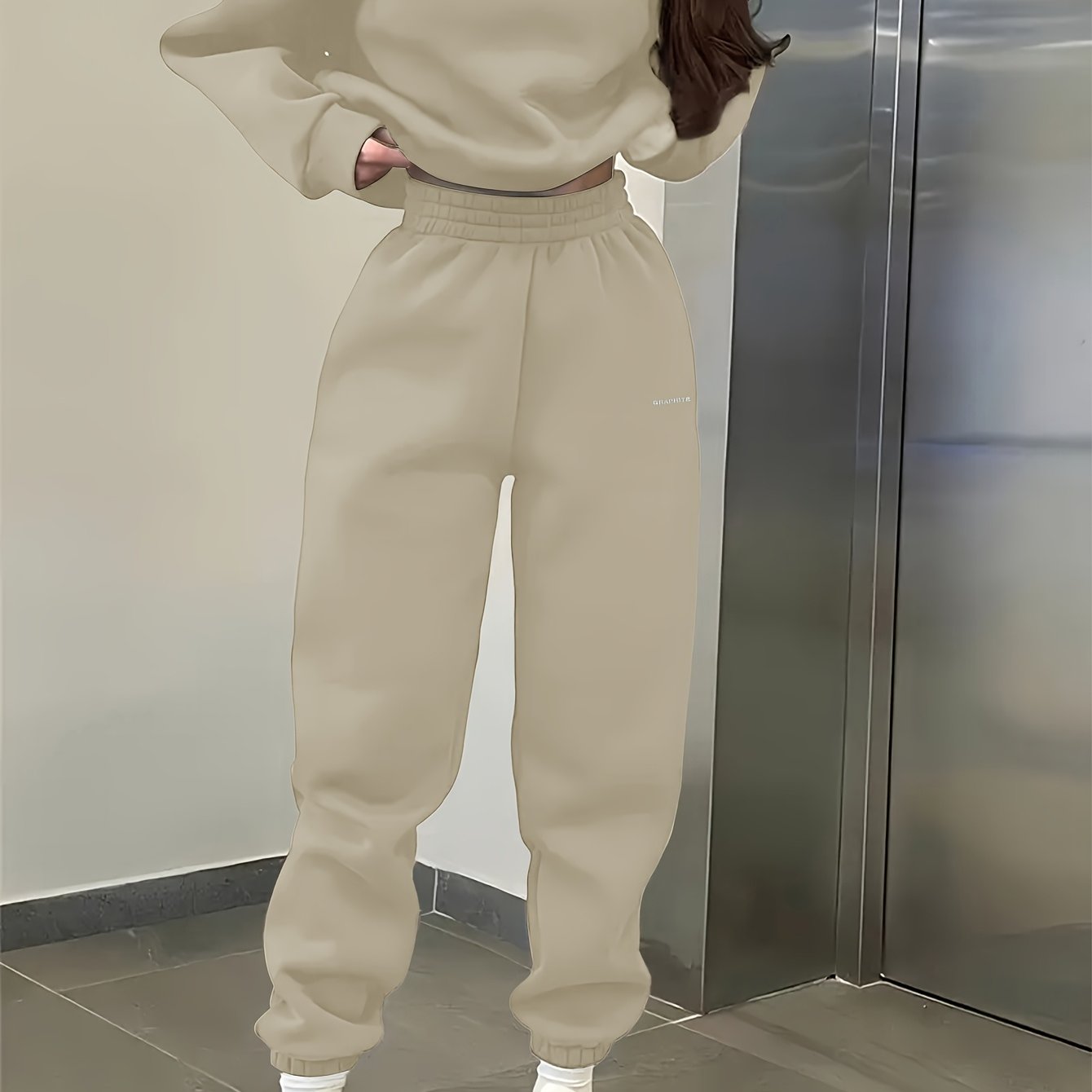 Damen-Sportset für Frühling/Herbst, 100% Polyester Langarm-Pullover mit besticktem Alphabet-Design, Rundhals-Absatzschulter Strickstoff, mittlere Dehnung, locker sitzendes Sweatshirt und Hose Set