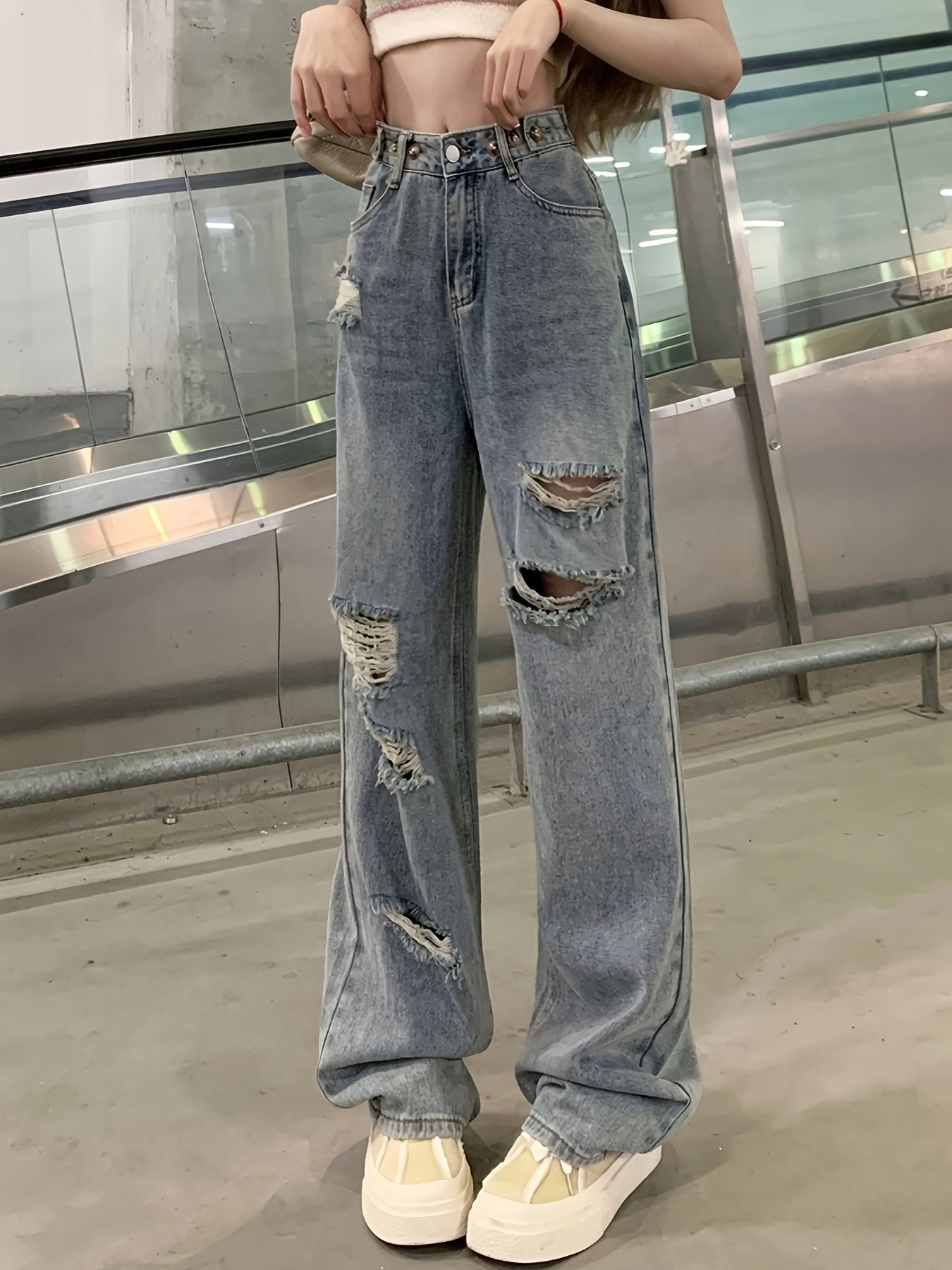 UrbanRift Jeans – Relaxed Straight-Leg Distressed Denim for Casual Comfort