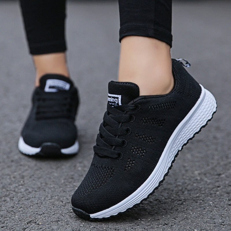 AsellaStride™ — Cushioned Support for All-Day Ease