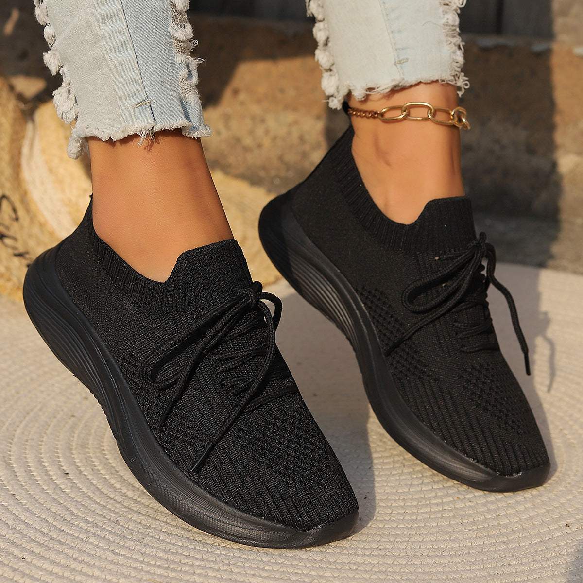 Luxe Step™ Orthopedic Sneakers — Cushioned Support Meets Sleek Style