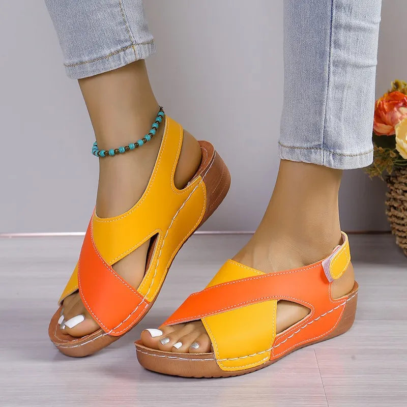 Two-Tone Crossover Sandals™ — Chic Comfort Meets All-Day Ease