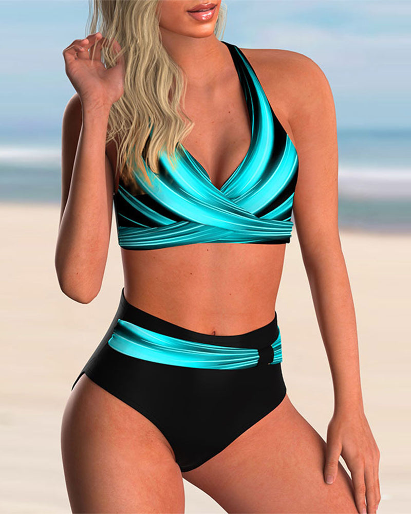 Calisia Swim™ — Chic Comfort with a Flattering Fit
