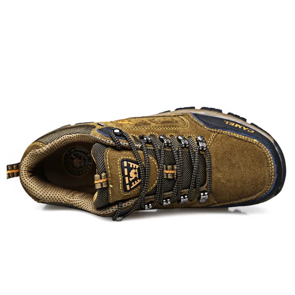 SummitStride™ — Confident Comfort, Anywhere You Roam