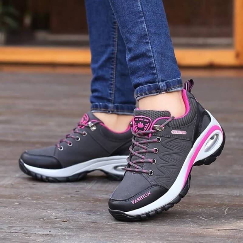 SolunaStride™ — Effortless Comfort, Tailored Support