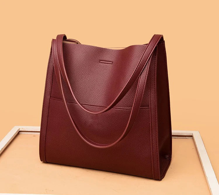 Virelle Handcrafted Leather Tote™ — Effortless Elegance, Timelessly Organized