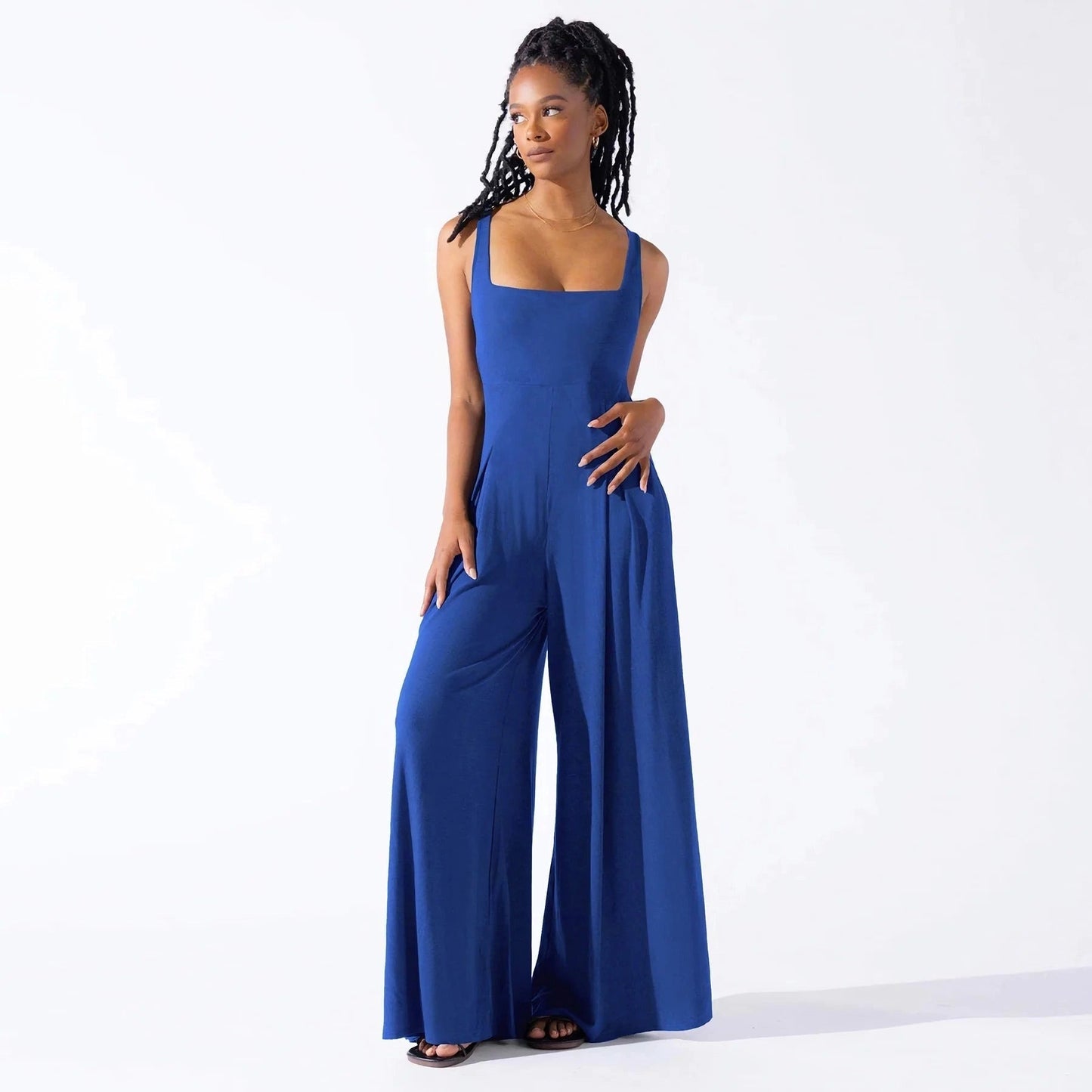 AveryElle™ Wide-Leg Jumpsuit — Sleek Comfort, Timeless Elegance