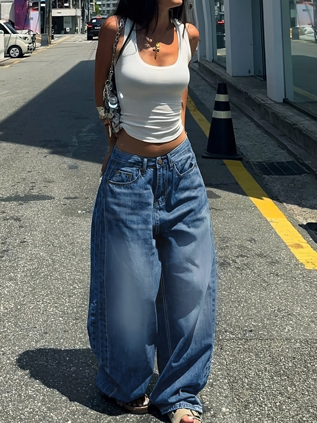 Vintage Oversized Straight-Leg Jeans – Heavyweight Distressed Denim