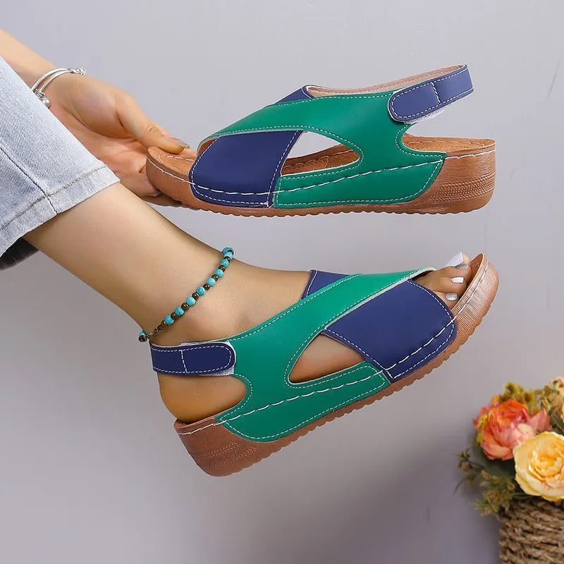 Two-Tone Crossover Sandals™ — Chic Comfort Meets All-Day Ease