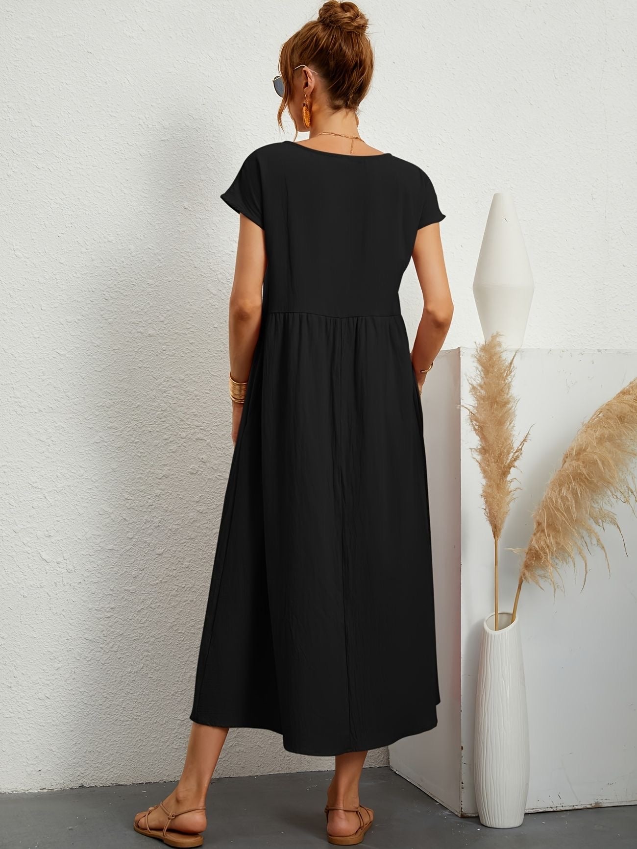 VeloraEase™ Dress — Effortless Comfort, Flattering Silhouette