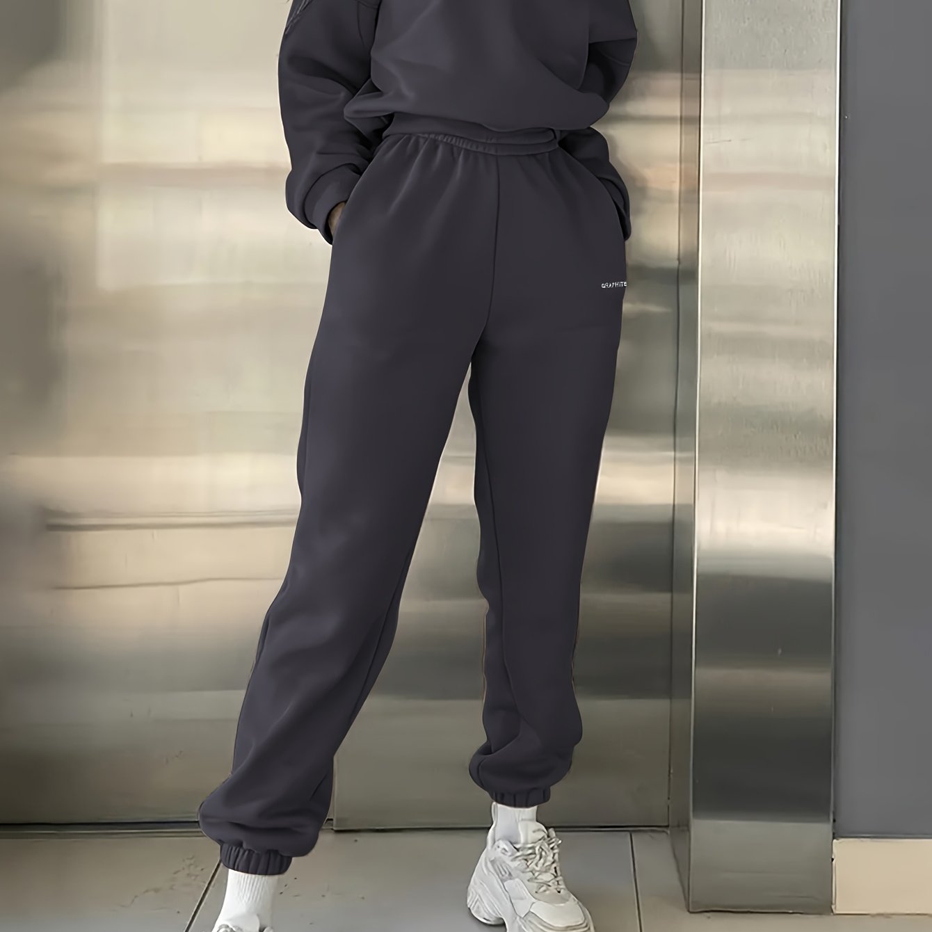Damen-Sportset für Frühling/Herbst, 100% Polyester Langarm-Pullover mit besticktem Alphabet-Design, Rundhals-Absatzschulter Strickstoff, mittlere Dehnung, locker sitzendes Sweatshirt und Hose Set