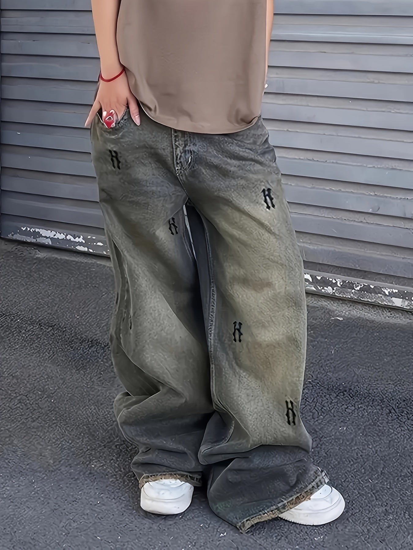 Baggy Gothic Embroidered Denim Pants – Loose-Fit Y2K Streetwear Style