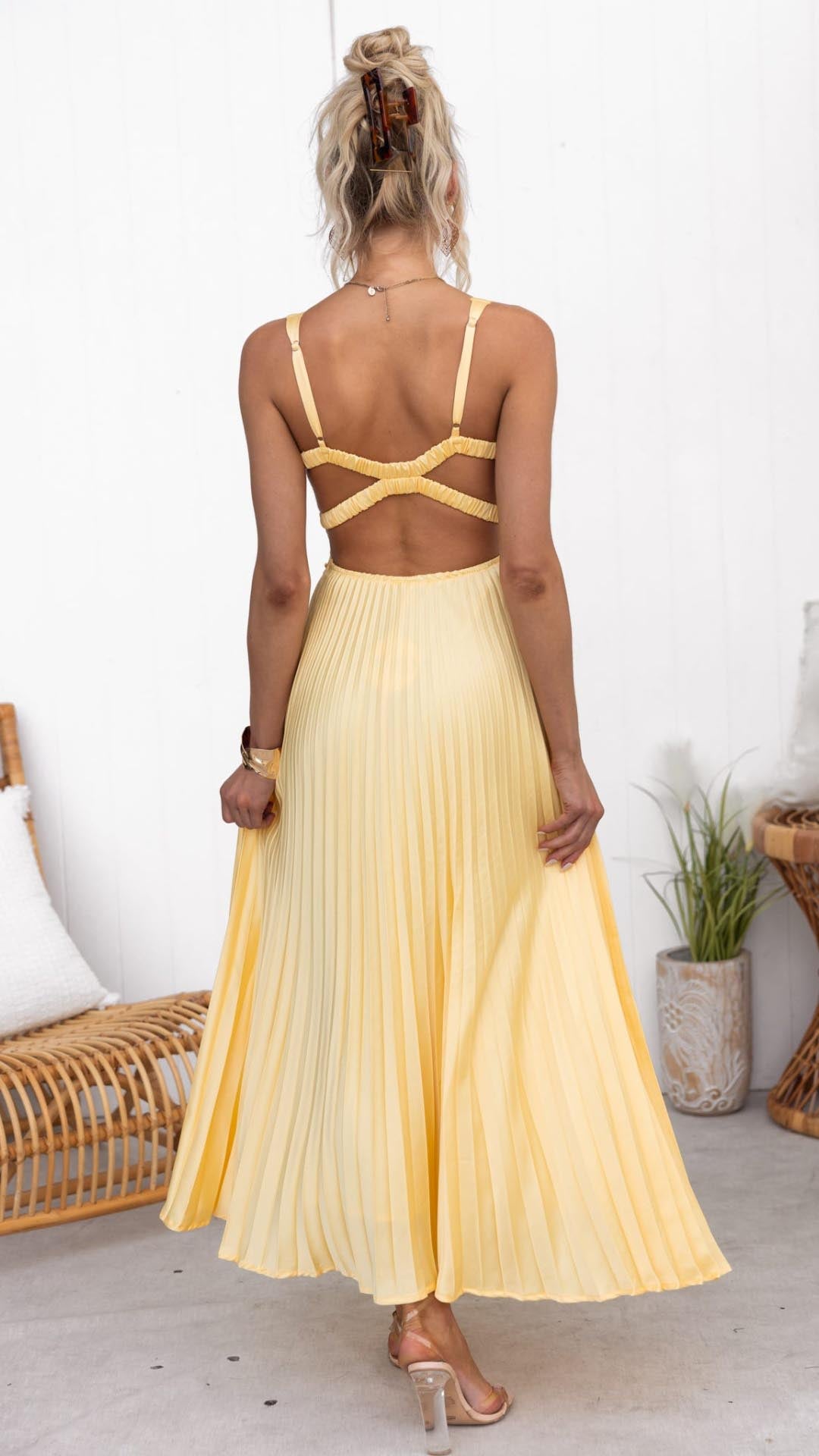 Aurelia Drift Maxi Dress™ — Flowing Elegance, Defined Curves