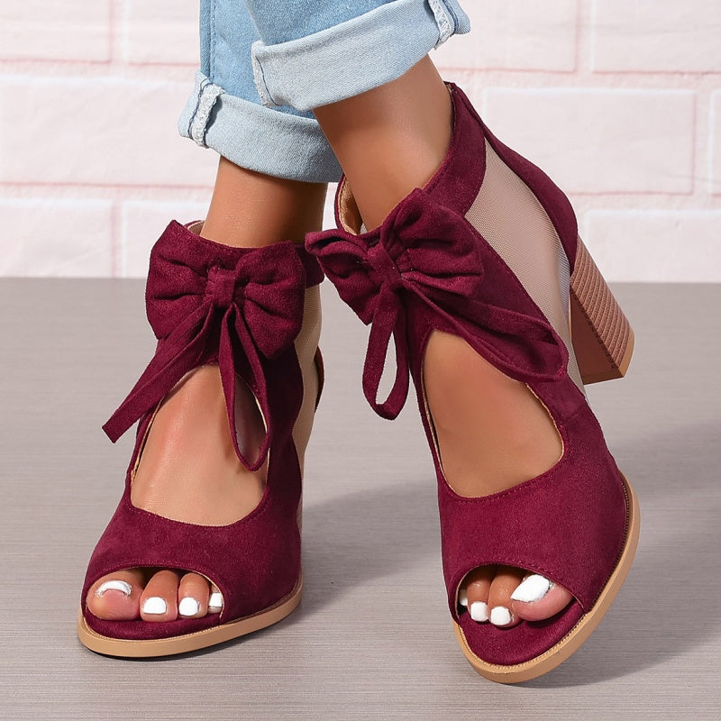 VelluraForm™ — Chic Comfort for Every Step