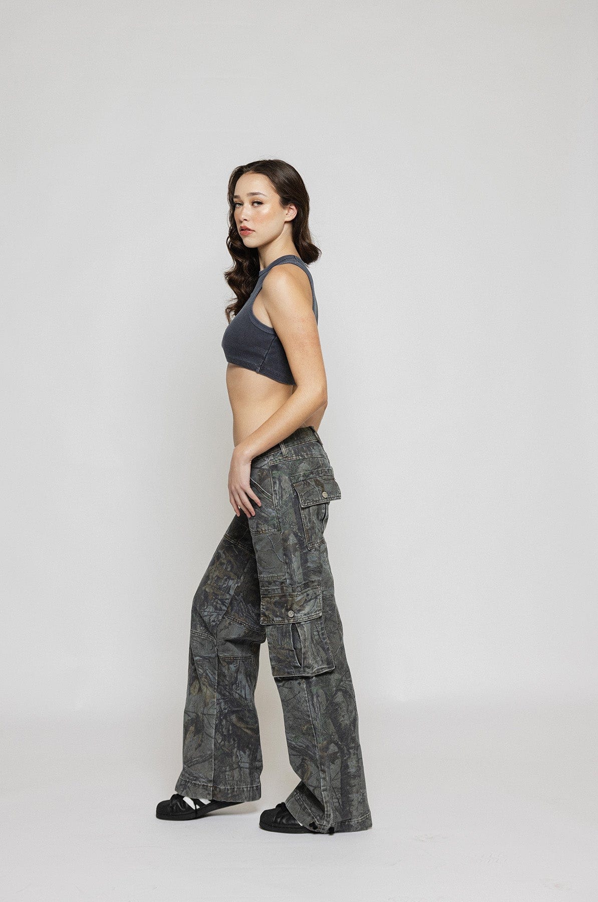 Unisex Camo Cargo Pants — Effortless Edge Style