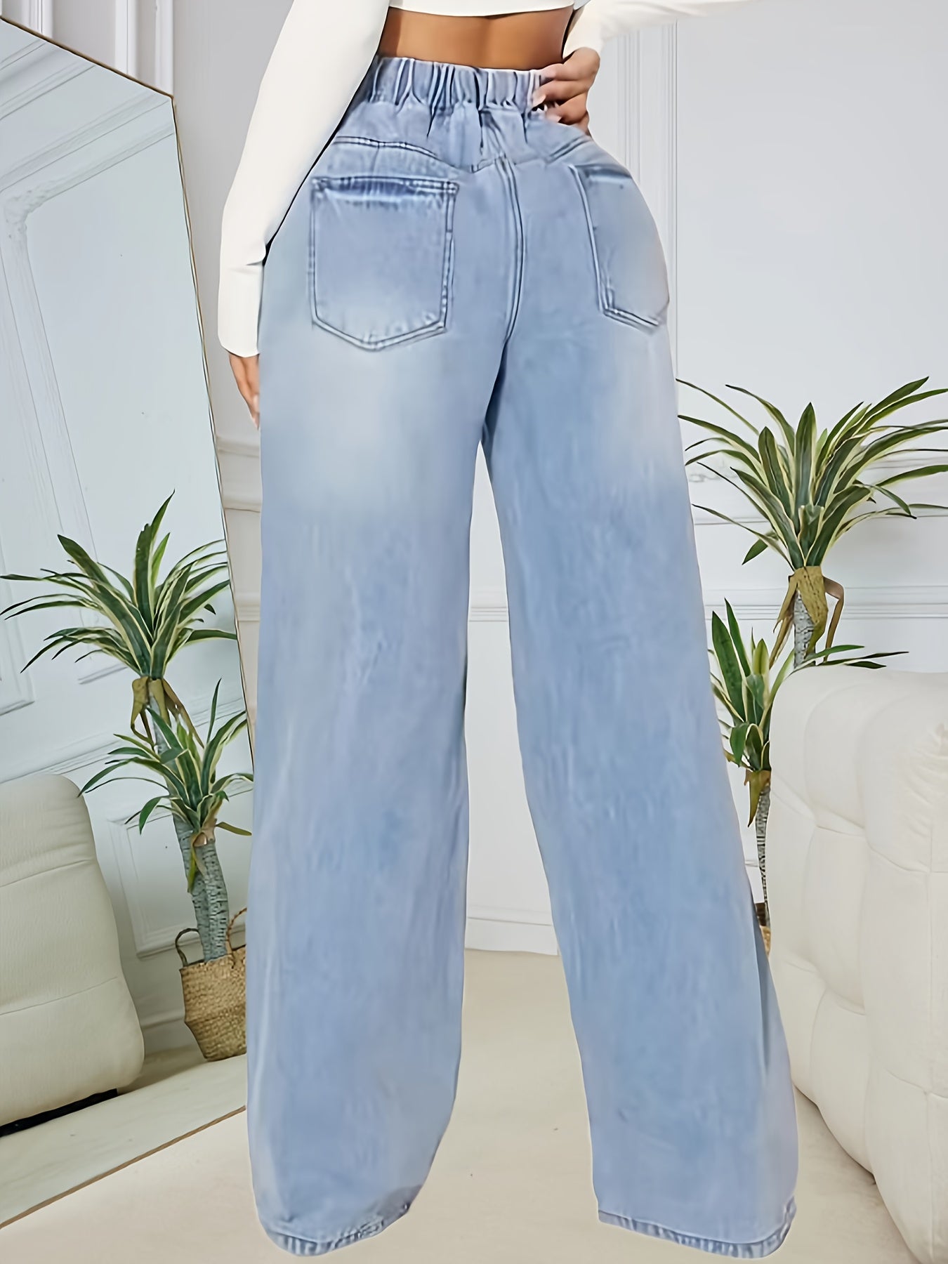 High-Waisted Wide Leg Jeans – Soft Vintage Denim with Adjustable Waistband