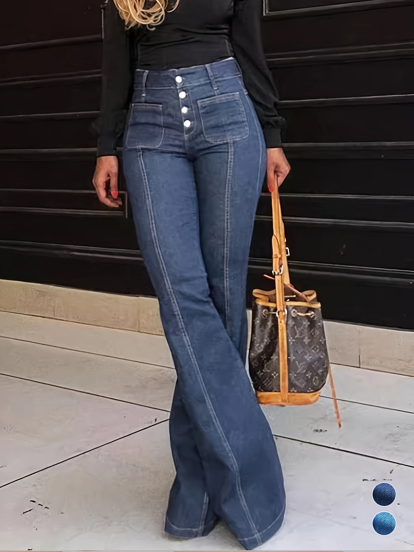 Retro High-Rise Wide-Leg Jeans – Figure-Flattering Vintage Denim with Button Details