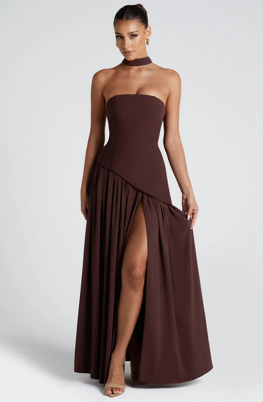 LioraLuxe™ Off-Shoulder Maxi Dress — Sculpted Elegance with Modern Allure