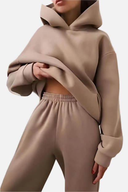 SereneEase™ — Soft Silhouettes, Effortless Style