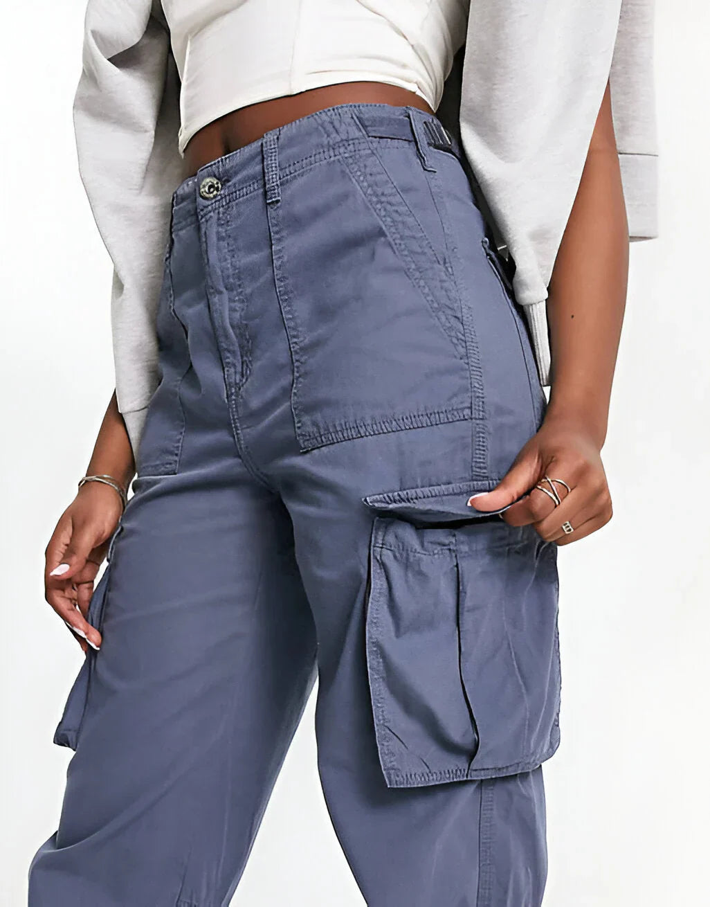 High-Rise Cargo Pants™ — Sculpted Fit, Effortless Style