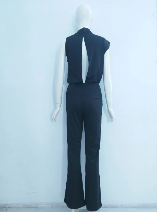 EmiraForm™ Jumpsuit — Flattering Comfort, Effortless Elegance