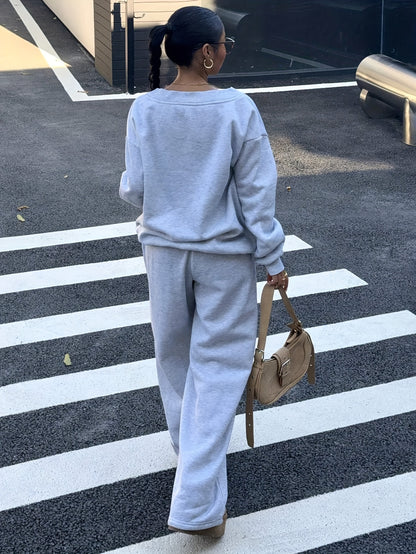 Damen Oversized V-Ausschnitt Sweatshirt und Jogginganzug Set | Fleece Stoff | Weicher dehnbarer Polyester | Herbst Winter Bequeme Freizeitkleidung
