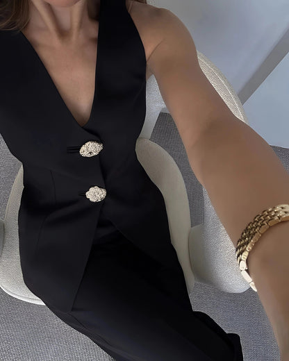 MirovaEdge™ — Asymmetric Elegance, Tailored Confidence