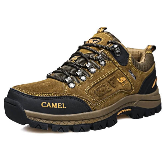 SummitStride™ — Confident Comfort, Anywhere You Roam