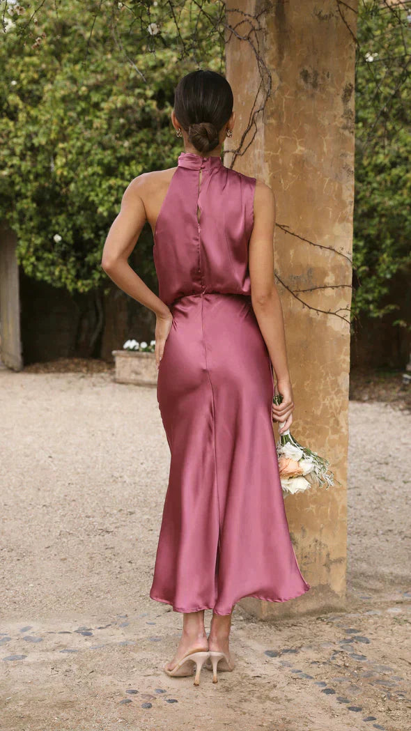 LioraLuxe™ Shimmer Maxi Dress — Glow with Timeless Elegance