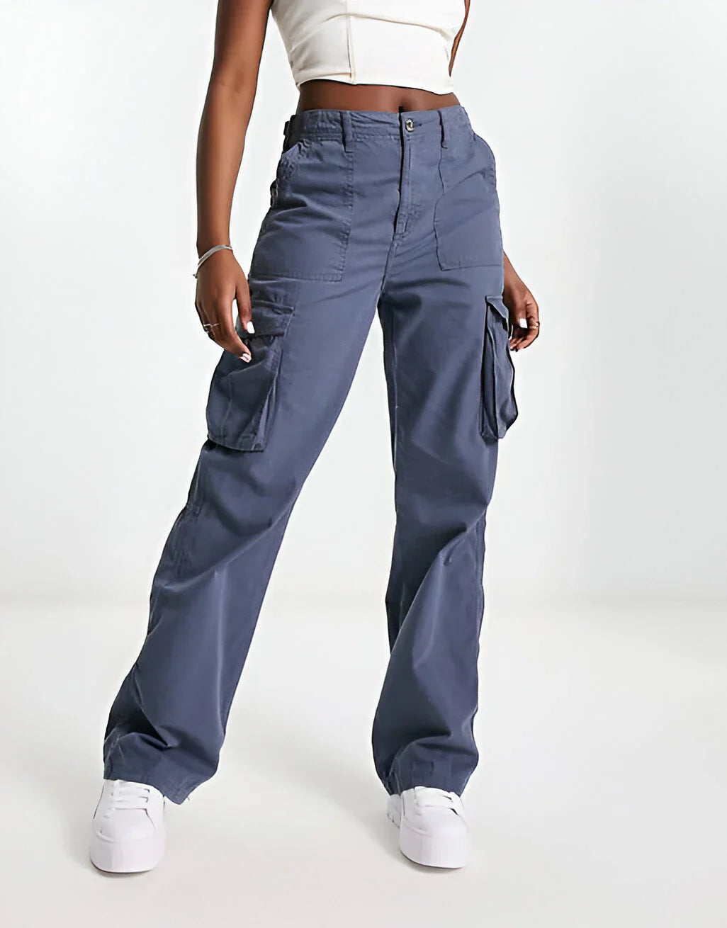 High-Rise Cargo Pants™ — Sculpted Fit, Effortless Style