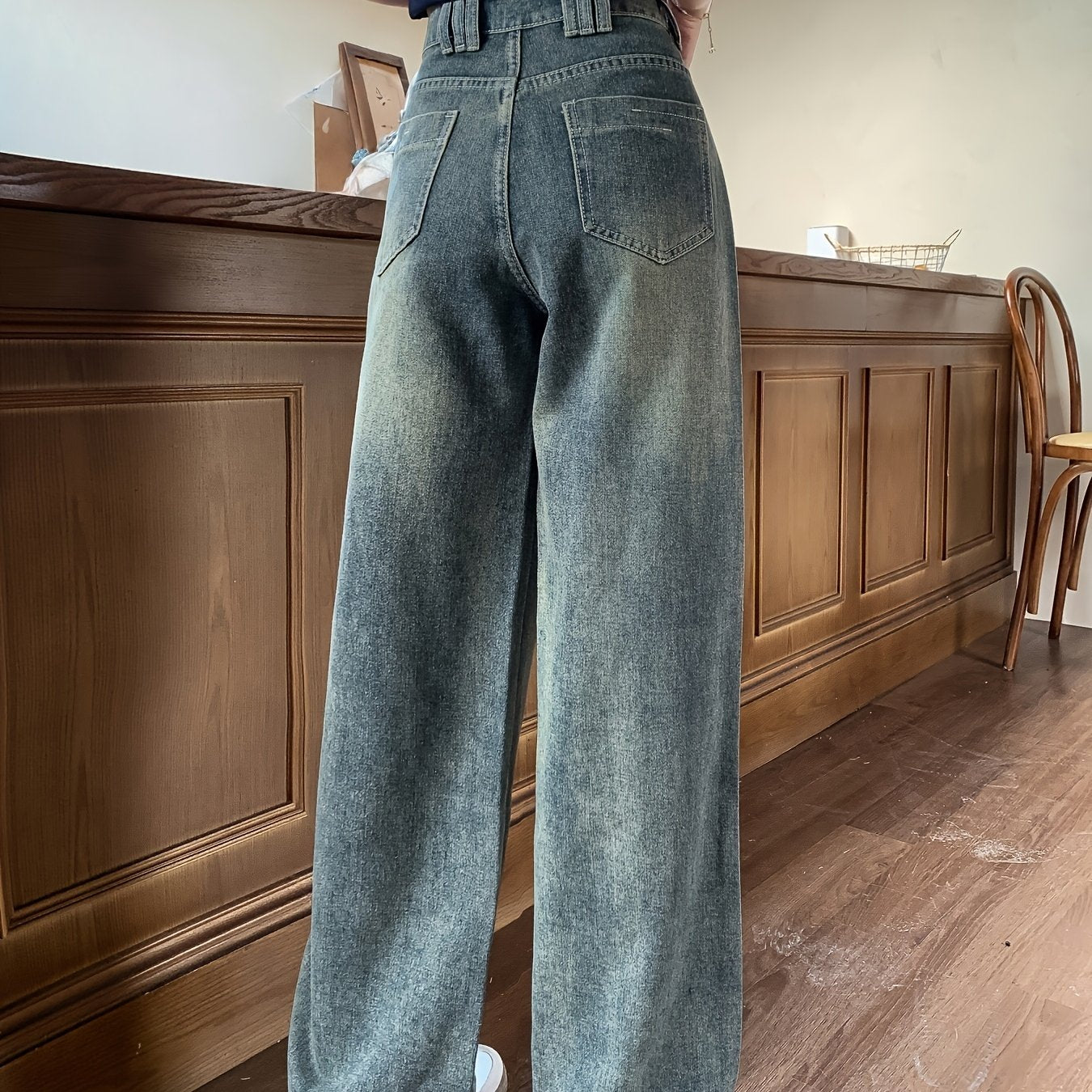 RetroVale Wide-Leg Jeans – High-Waisted Vintage Denim with Boot Cut Fit
