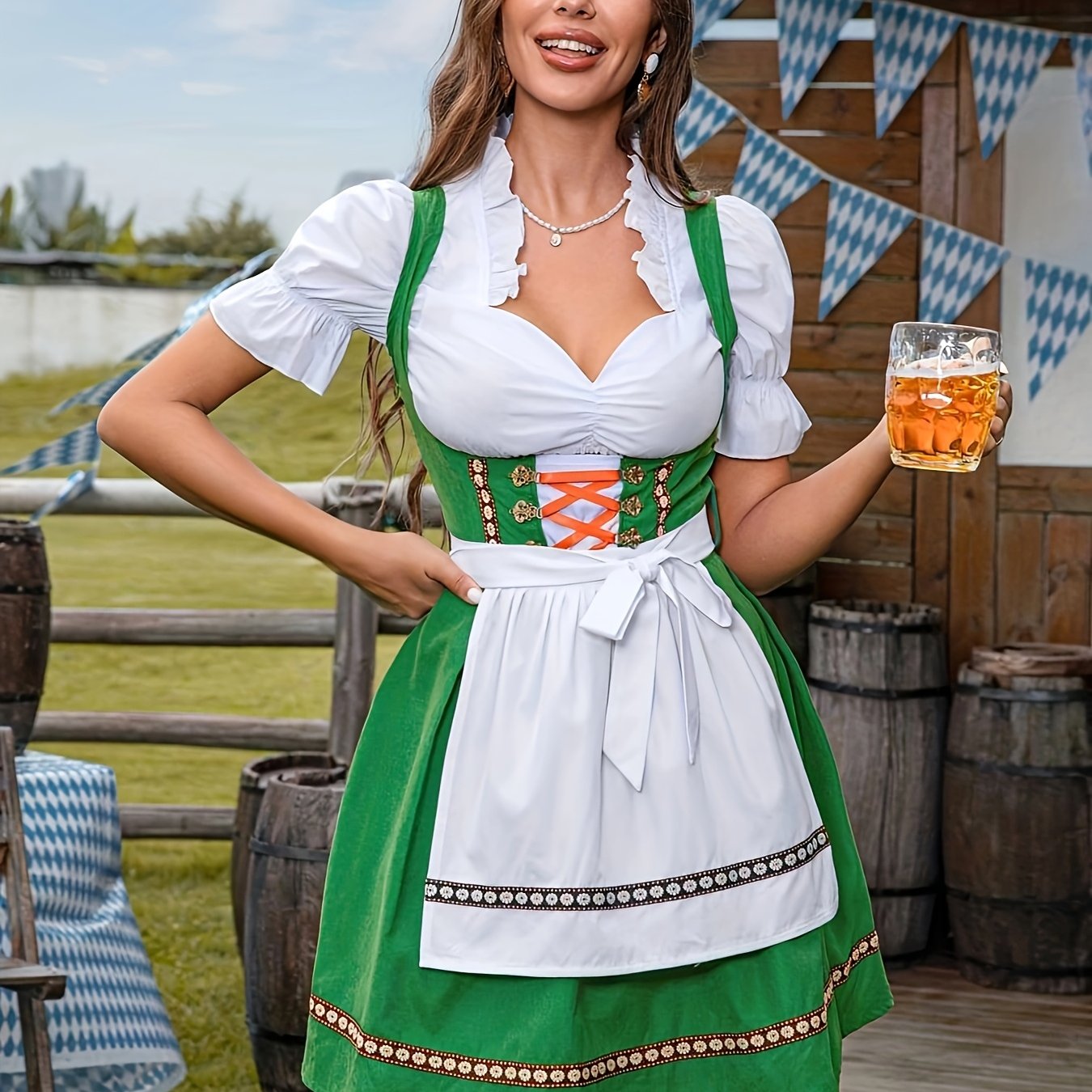 FestiLore Dirndl – Emerald Green Bavarian Dress with Floral Embroidery