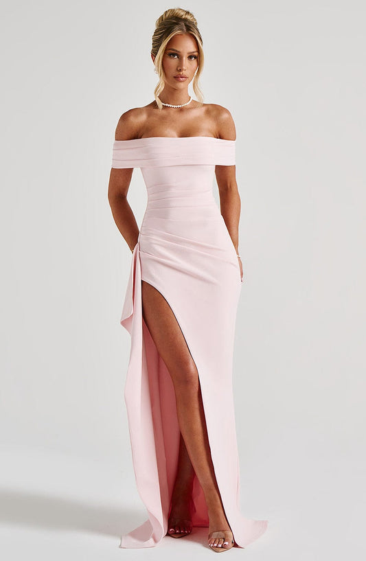 AureliaWave™ — Sculpted Elegance with Flowing Grace