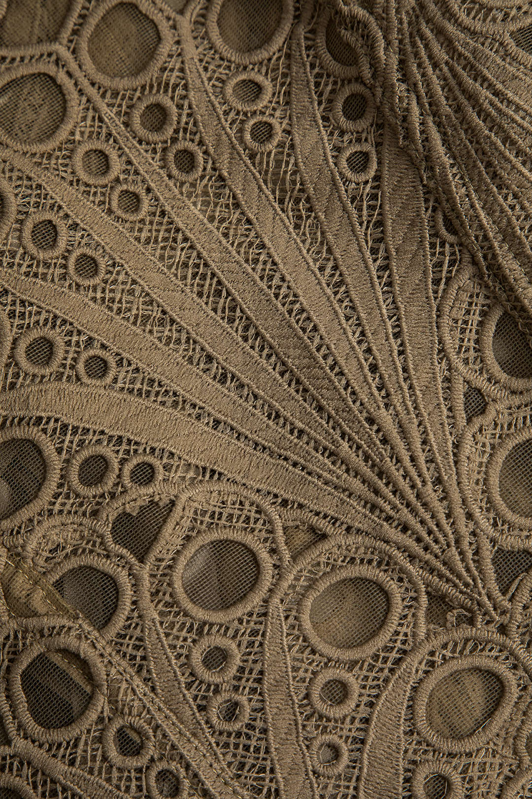 ElaraVive™ Lace-Back Tube Top — Delicate Fit, Effortless Charm