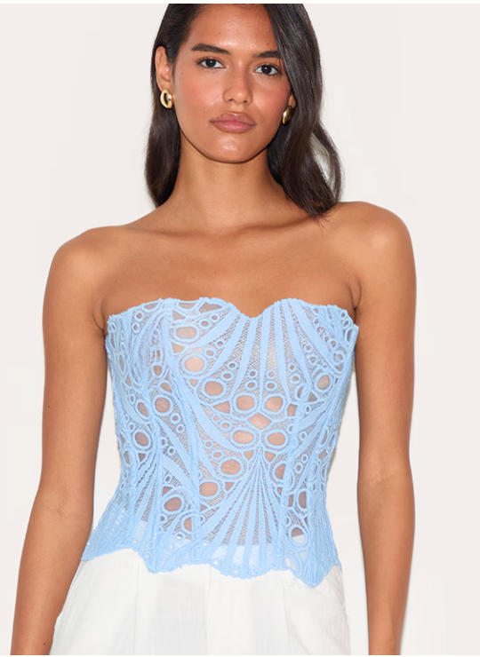 LioraSilk™ Lace Corset — Sculpted Elegance, Timeless Allure