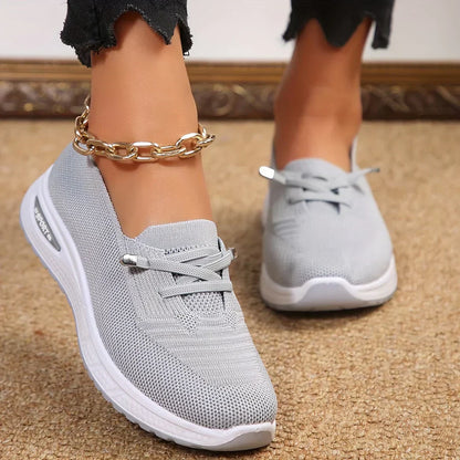 AleraStride™ Orthopedic Sneakers — Effortless Support Meets Chic Comfort
